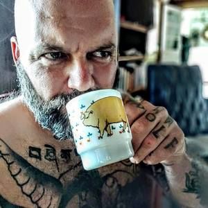 Meet your Posher, Eric